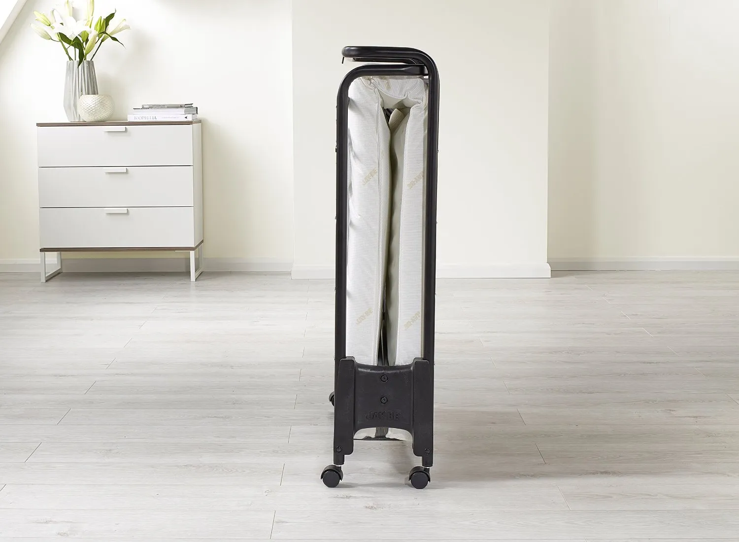Jay-be Smart Folding Bed With Mattress Best queen size rollaway bed reviews